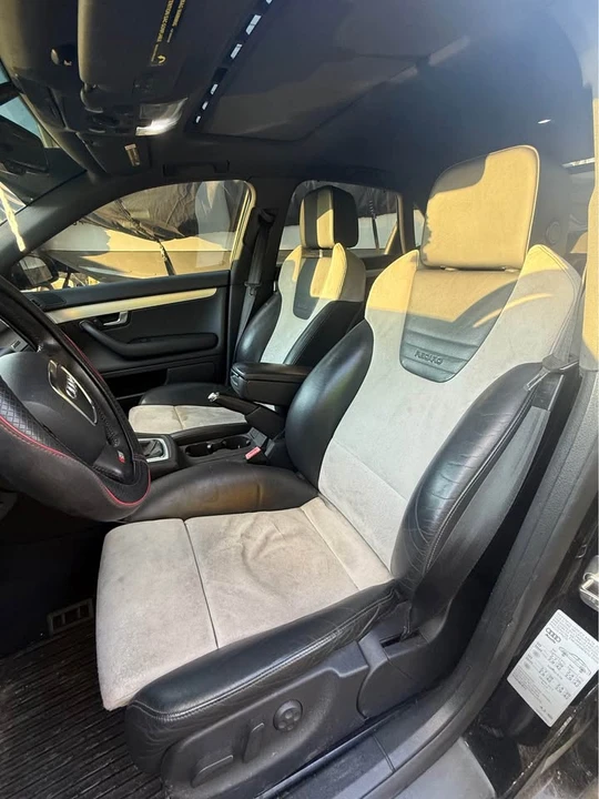 2005 Audi S4 - Image 6 of 10