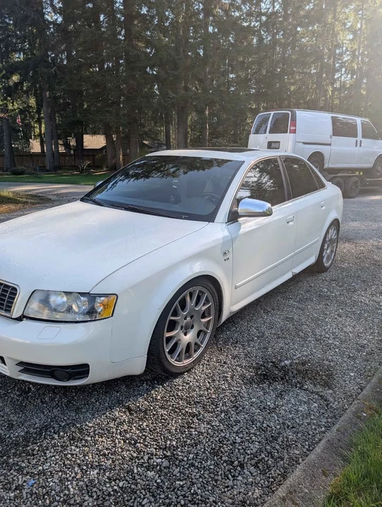 2005 Audi S4 - Image 2 of 11