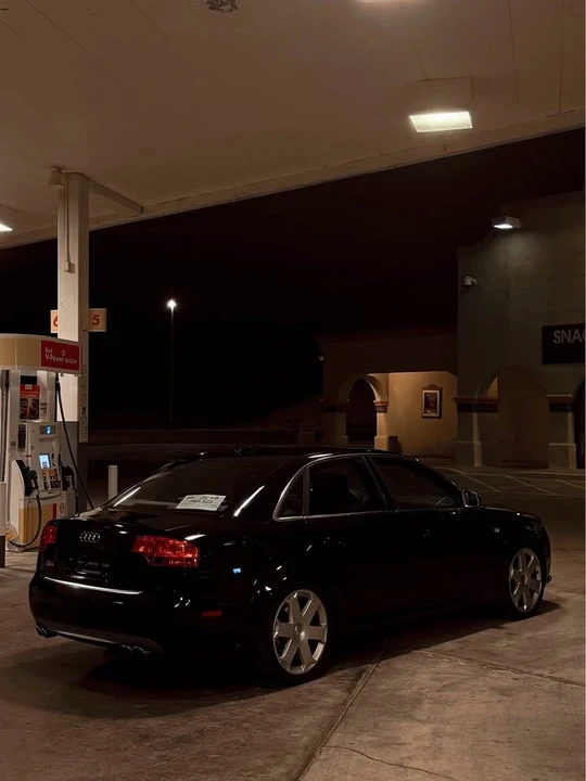 2005 Audi S4 - Image 2 of 11