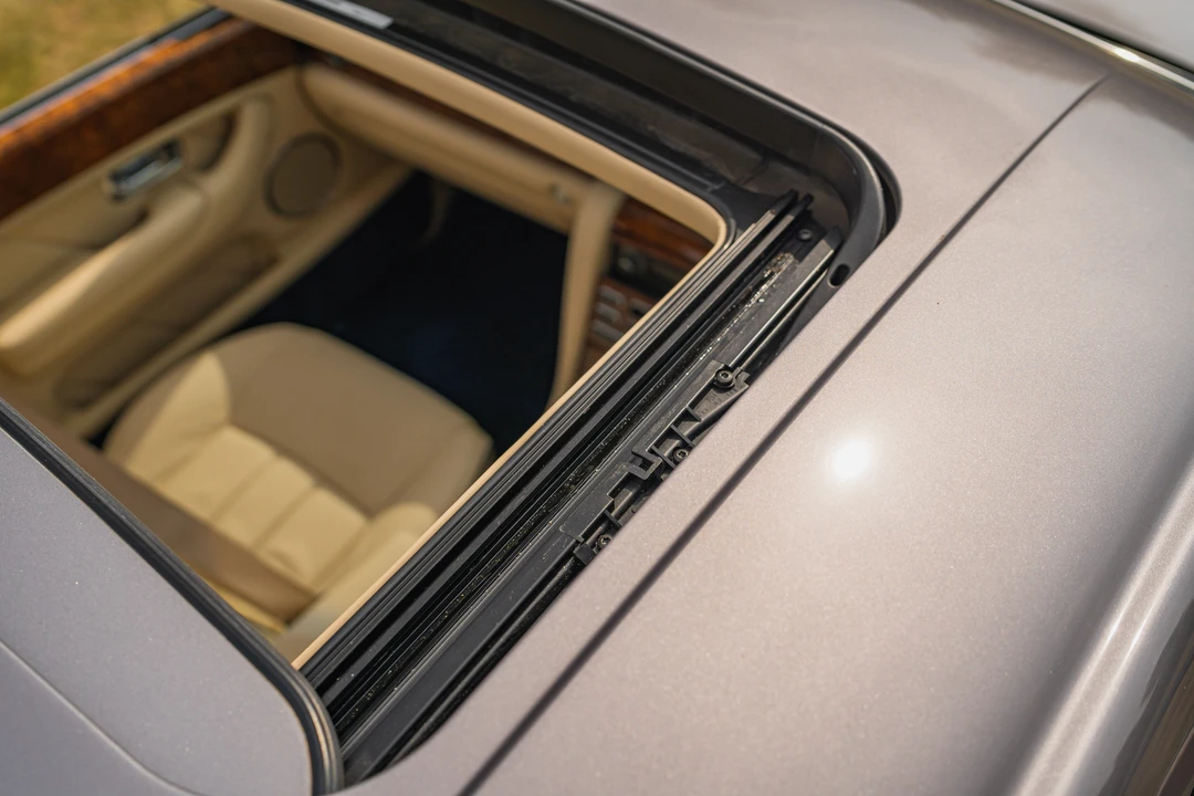 2005 Bentley Arnage R & RL - Image 29 of 31
