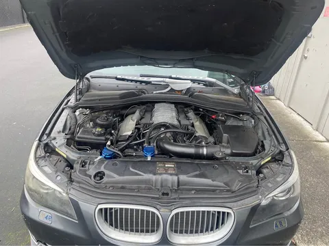 2005 BMW 5 Series
