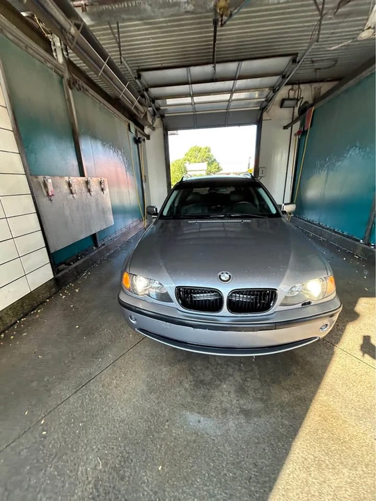 2005 BMW E46 3 Series - Image 3 of 17
