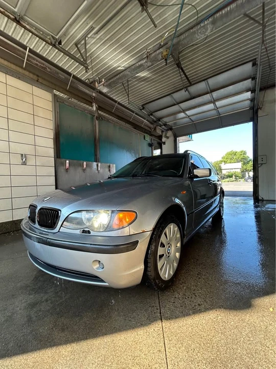 2005 BMW E46 3 Series - Image 2 of 17