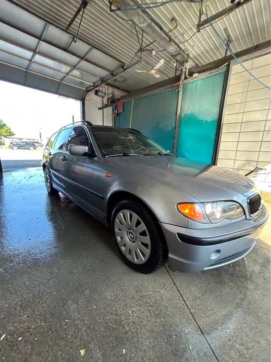 2005 BMW E46 3 Series - Image 4 of 17