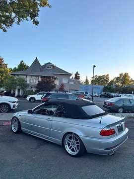 2005 BMW 3 Series 325Ci Convertible 2D