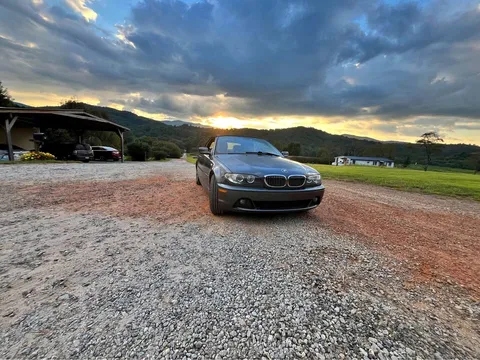 2005 BMW 3 Series 325Ci Convertible 2D