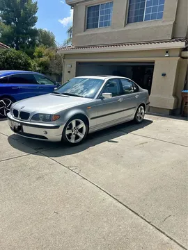 2005 BMW 3 Series 325i Sedan 4D