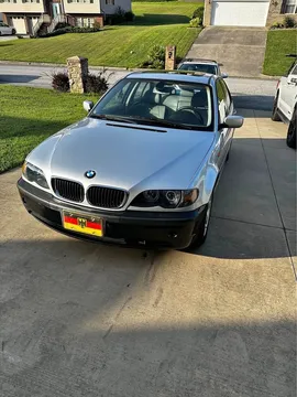 2005 BMW 3 Series 325i Sedan 4D