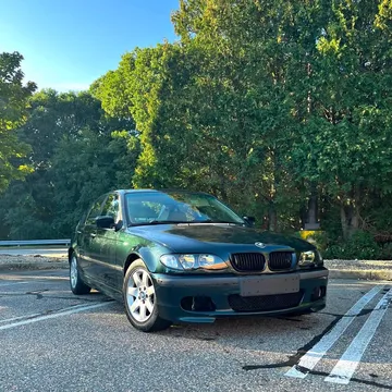 2005 BMW 3 Series 325i Sedan