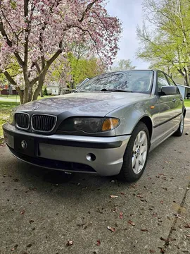 2005 BMW 3 Series 325i Sedan