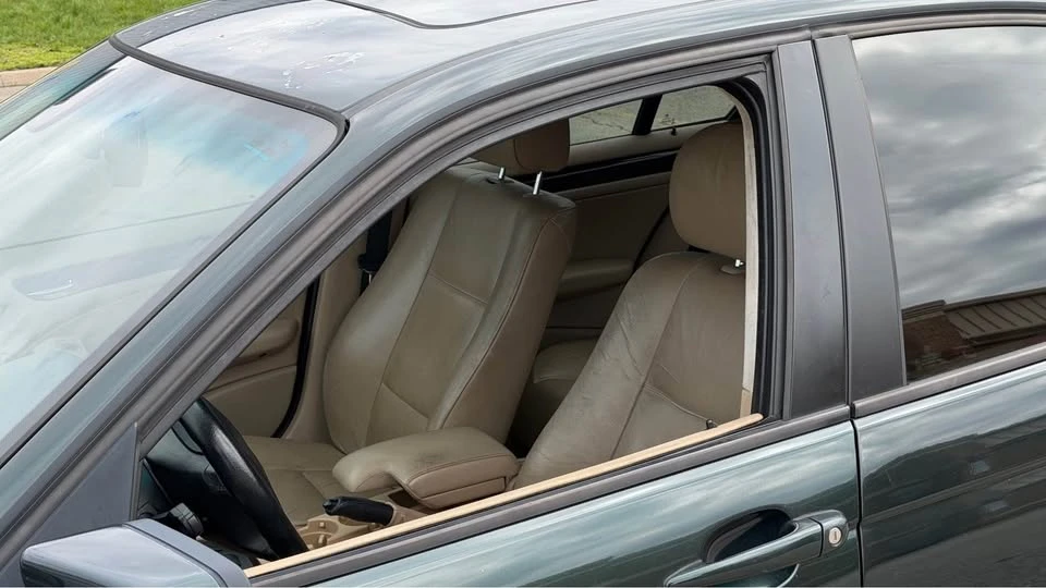 2005 BMW E46 3 Series - Image 10 of 20