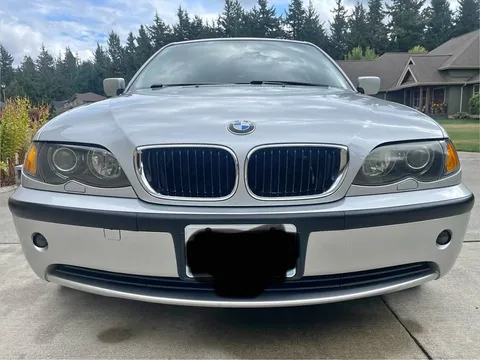 2005 BMW 3 Series 325xi Sedan 4D