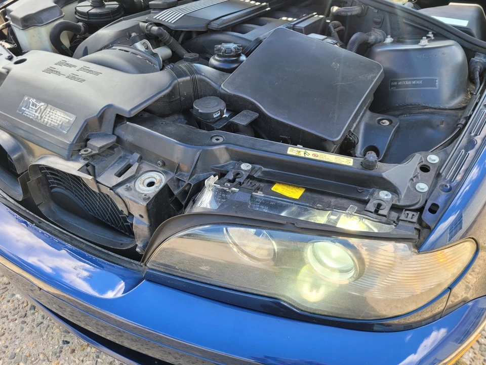 2005 BMW E46 330i & 330Ci - Image 17 of 21