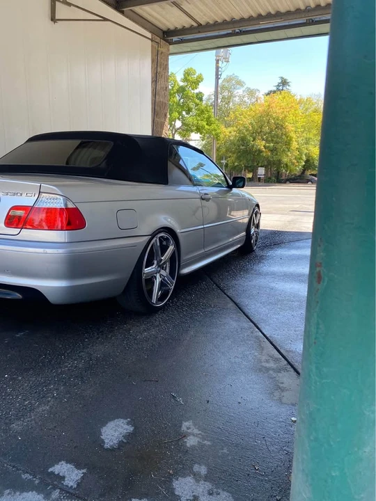 2005 BMW E46 330i & 330Ci - Image 4 of 11