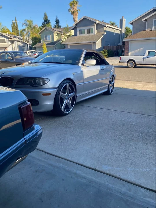 2005 BMW E46 330i & 330Ci - Image 7 of 11