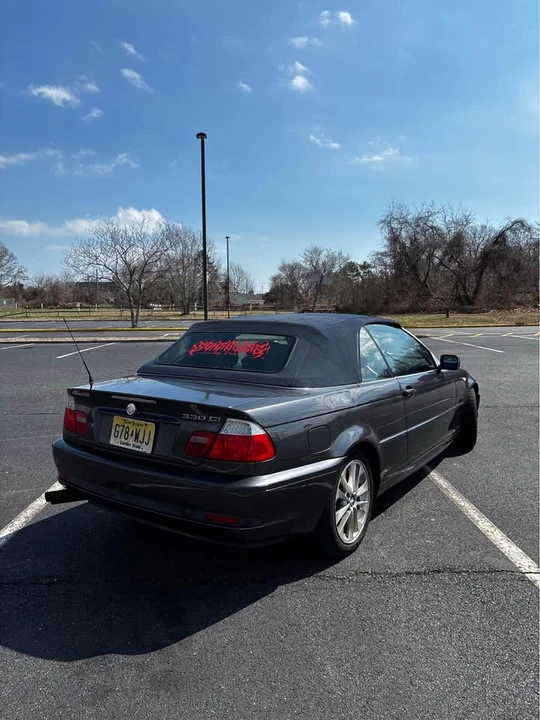 2005 BMW E46 330i & 330Ci - Image 7 of 16