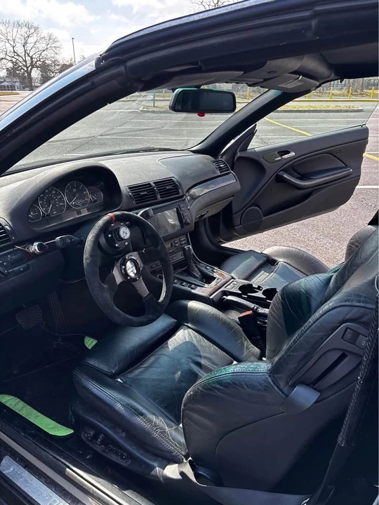 2005 BMW E46 330i & 330Ci - Image 9 of 16