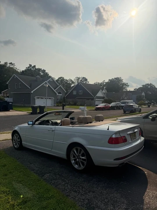2005 BMW E46 330i & 330Ci - Image 7 of 11