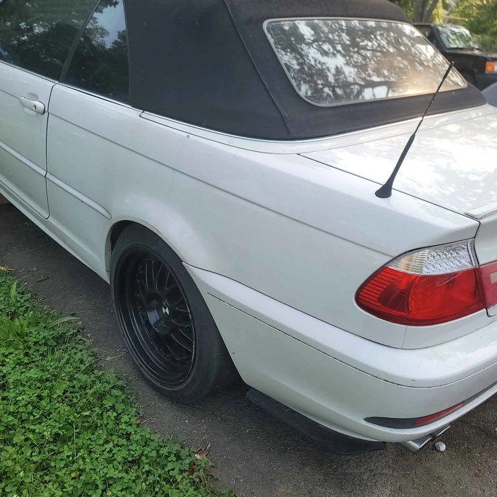 2005 BMW E46 330i & 330Ci - Image 9 of 20