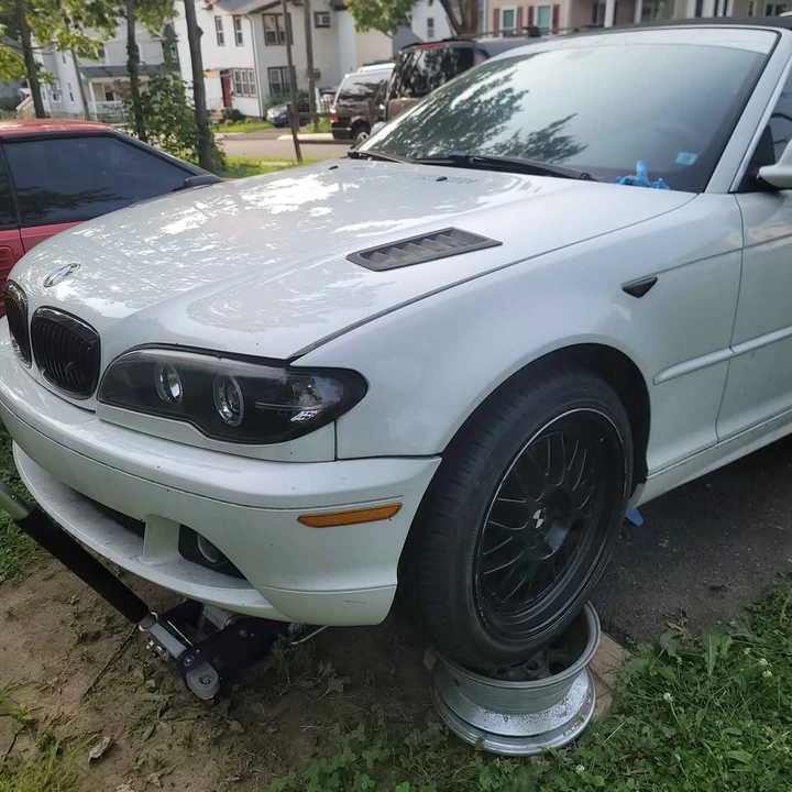 2005 BMW E46 330i & 330Ci - Image 8 of 20
