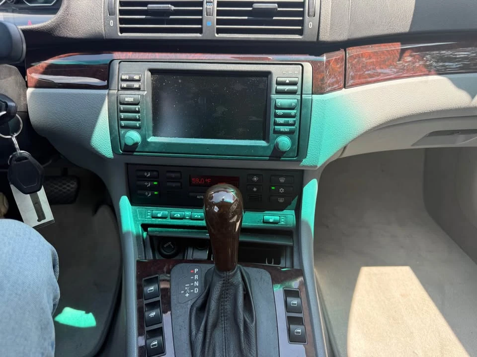 2005 BMW E46 330i & 330Ci - Image 14 of 18