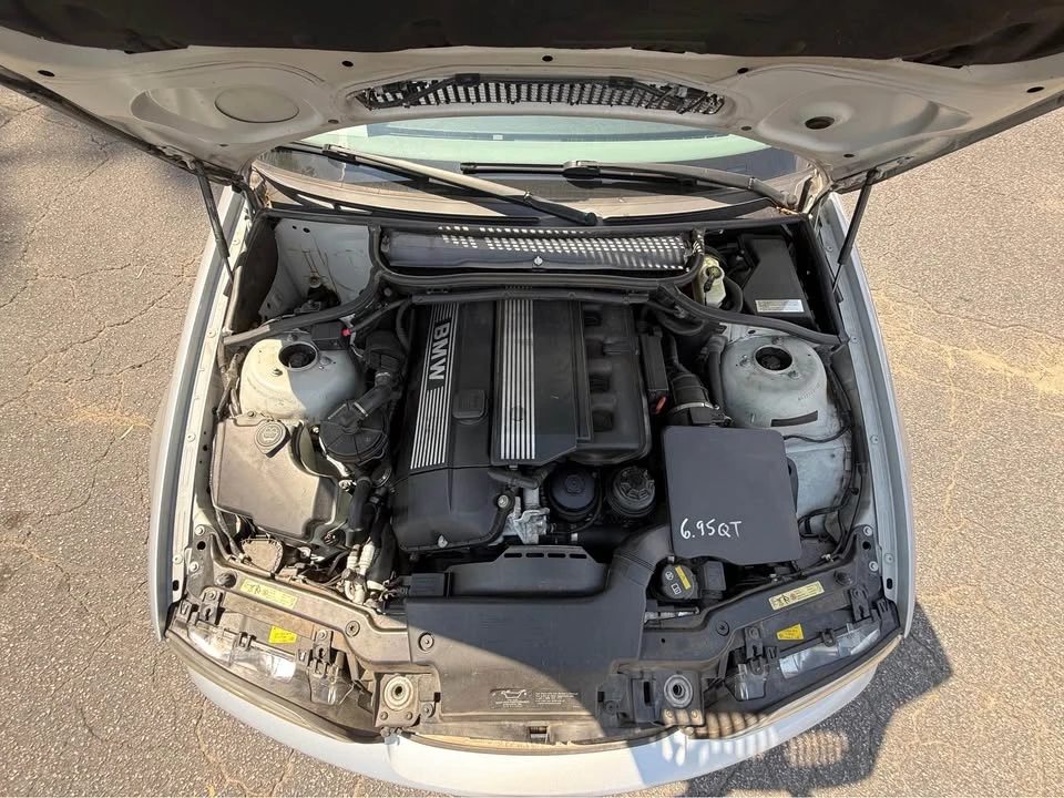 2005 BMW E46 330i & 330Ci - Image 16 of 18