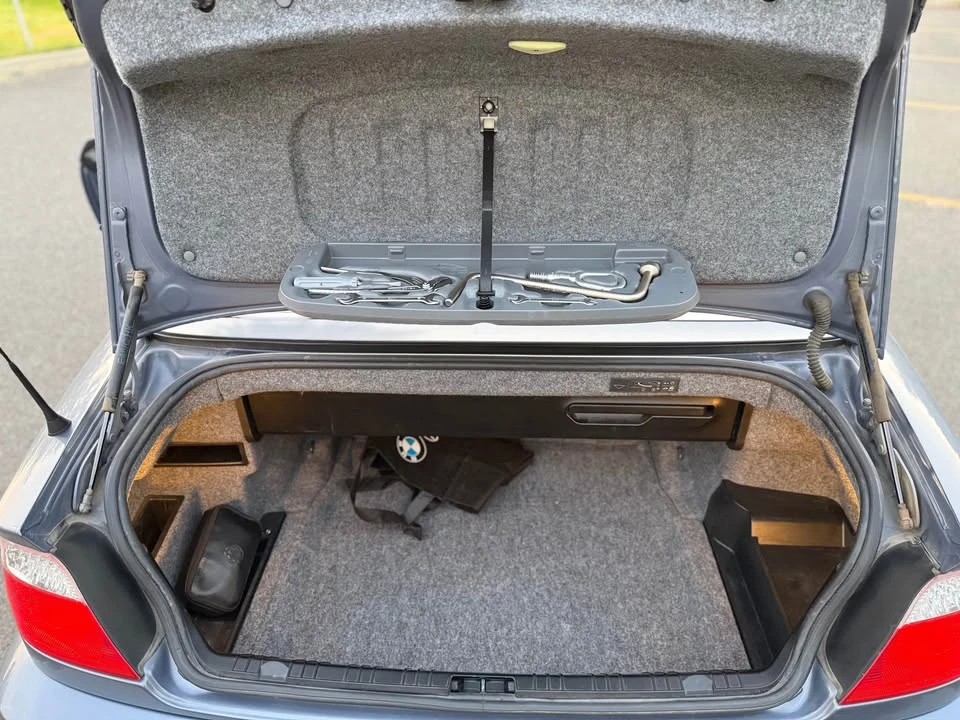 2005 BMW E46 330i & 330Ci - Image 12 of 19