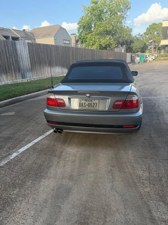 2005 BMW E46 330i & 330Ci - Image 2 of 10