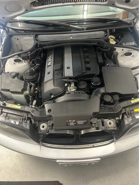 2005 BMW E46 330i & 330Ci - Image 13 of 20