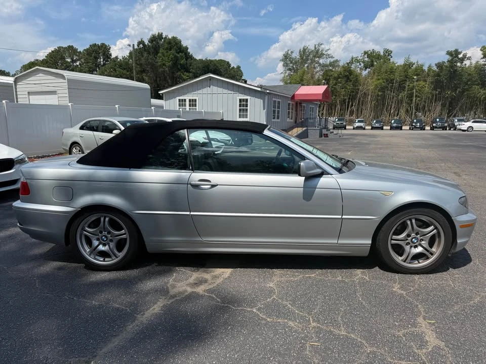 2005 BMW E46 330i & 330Ci - Image 17 of 18