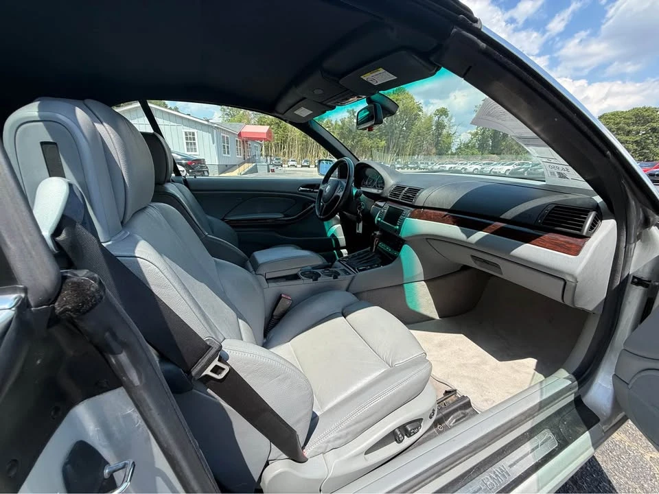 2005 BMW E46 330i & 330Ci - Image 15 of 18