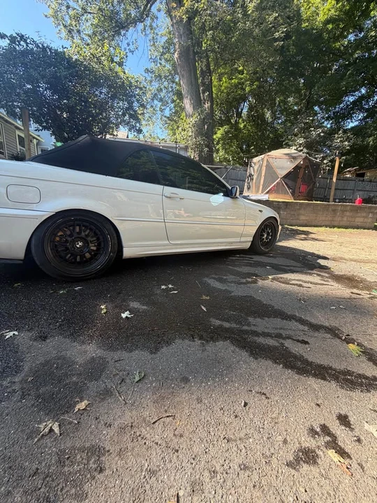 2005 BMW E46 330i & 330Ci - Image 2 of 6