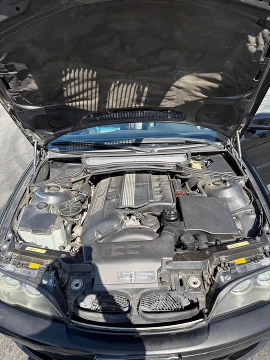 2005 BMW E46 330i & 330Ci - Image 7 of 8