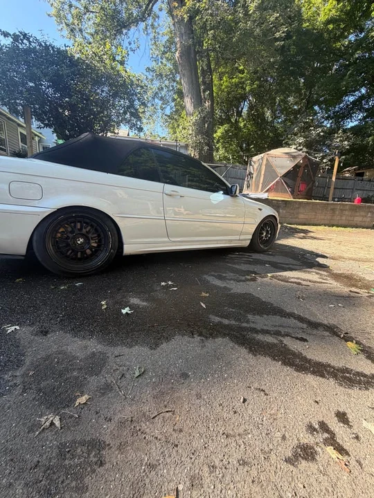 2005 BMW E46 330i & 330Ci - Image 2 of 6