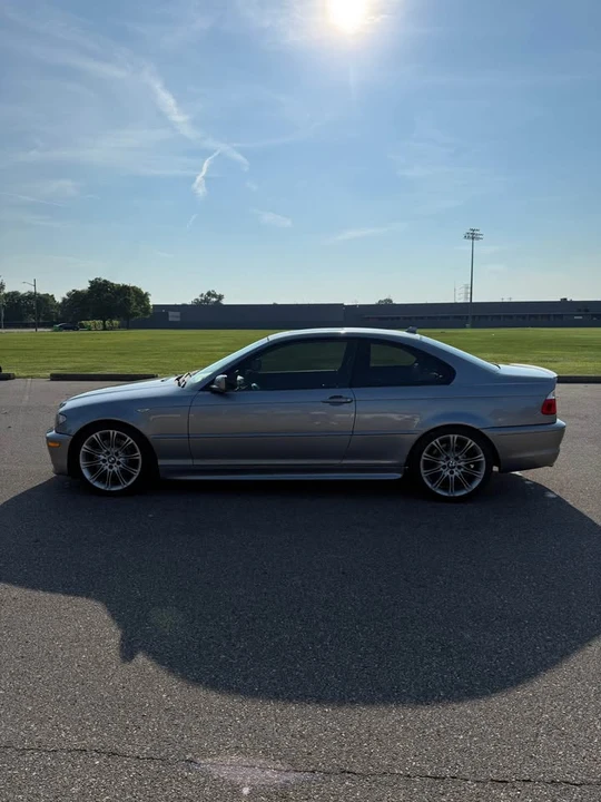 2005 BMW E46 330i & 330Ci - Image 2 of 15