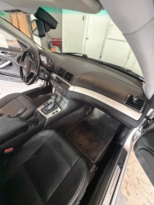 2005 BMW E46 330i & 330Ci - Image 4 of 8