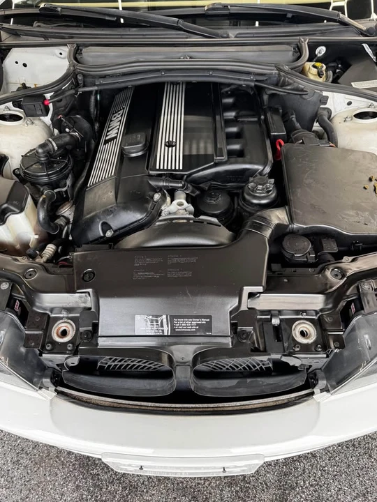 2005 BMW E46 330i & 330Ci - Image 14 of 14
