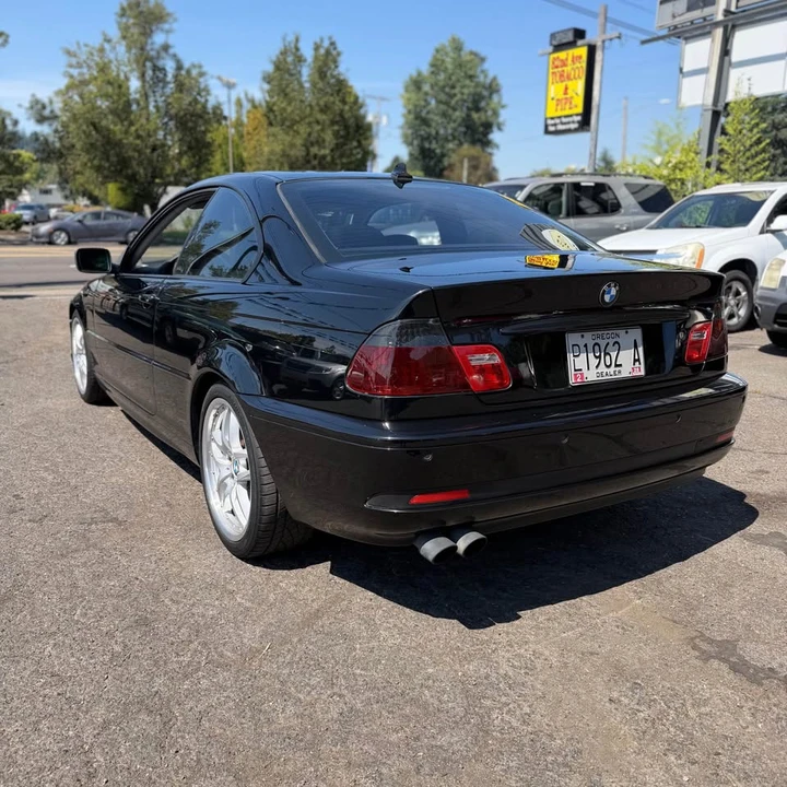 2005 BMW E46 330i & 330Ci - Image 10 of 17