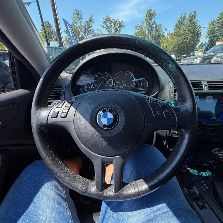 2005 BMW E46 330i & 330Ci - Image 15 of 17