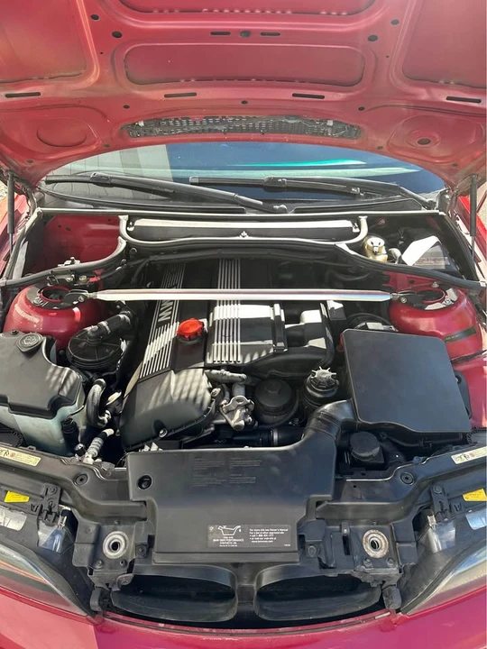 2005 BMW E46 330i & 330Ci - Image 15 of 16