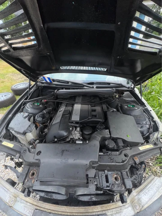 2005 BMW E46 330i & 330Ci - Image 7 of 7