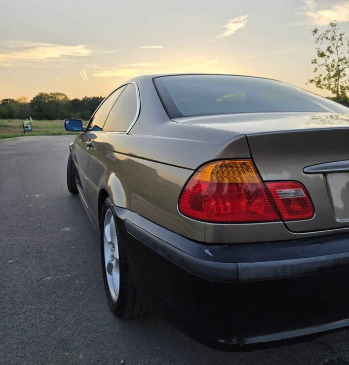 2005 BMW E46 330i & 330Ci - Image 7 of 19