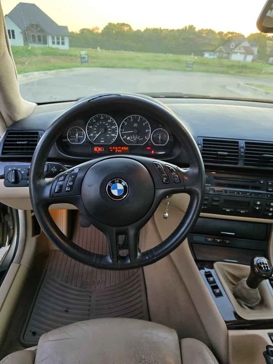 2005 BMW E46 330i & 330Ci - Image 17 of 19