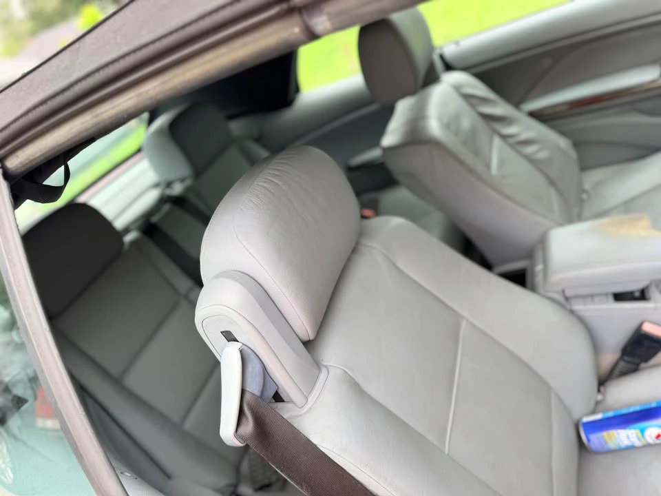 2005 BMW E46 330i & 330Ci - Image 10 of 15