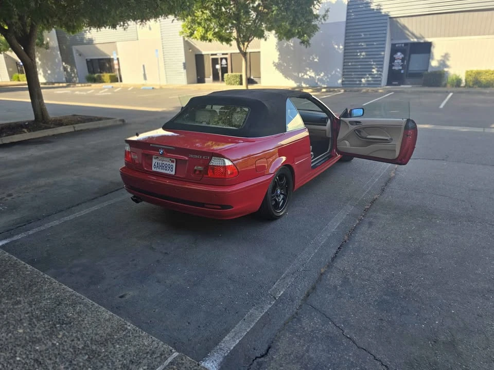 2005 BMW E46 330i & 330Ci - Image 8 of 16