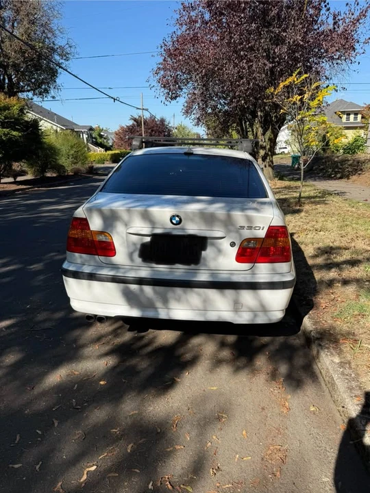 2005 BMW E46 330i & 330Ci - Image 4 of 11