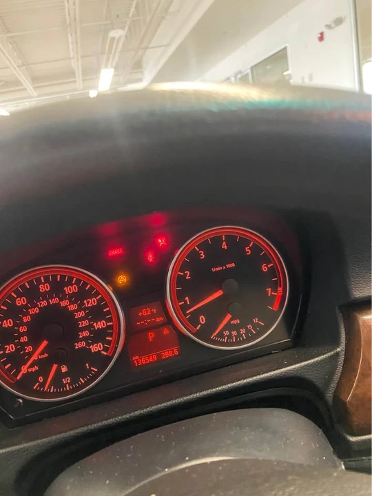 2005 BMW E46 330i & 330Ci - Image 4 of 6