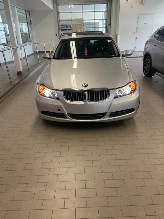 2005 BMW E46 330i & 330Ci - Image 2 of 6