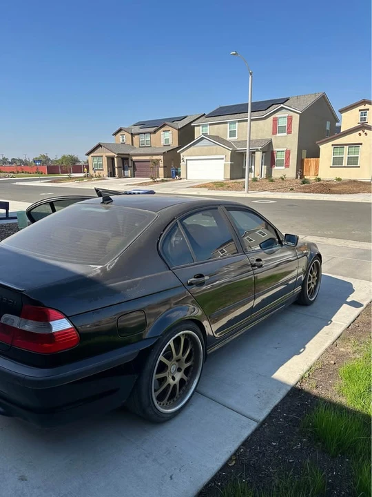 2005 BMW E46 330i & 330Ci - Image 6 of 13