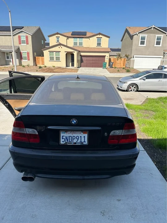2005 BMW E46 330i & 330Ci - Image 7 of 13
